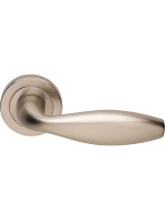 Ручка дверная Morelli Luxury SIENA R2 NIS раздельная на круглой розетке, цвет матовый никель, латунь