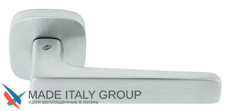 Дверная ручка на квадратном основании COLOMBO Spider MR11RSB-CM матовый хром