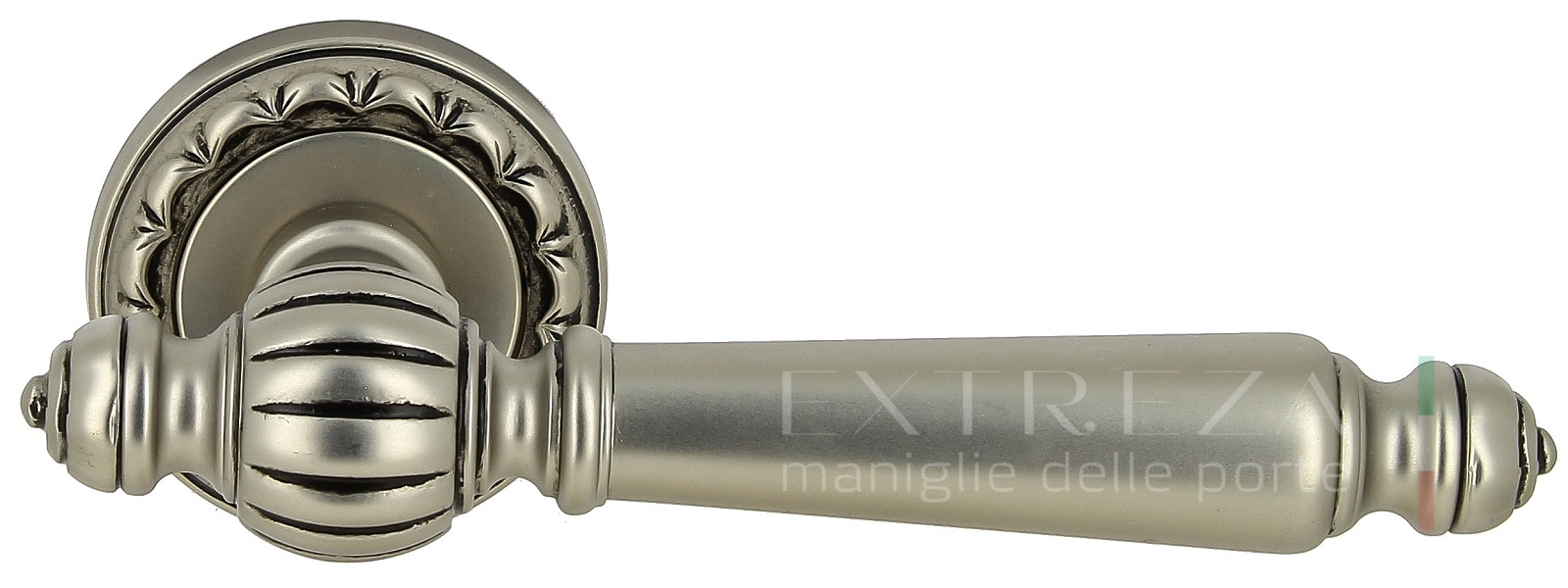 Ручка дверная Extreza DANIEL (Даниел) 308 на розетке R02 старинное серебро матовое F64