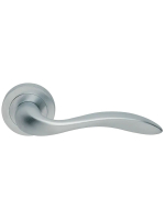 Ручка дверная Morelli Luxury LEON R2 CSA раздельная на круглой розетке, цвет матовый хром, латунь