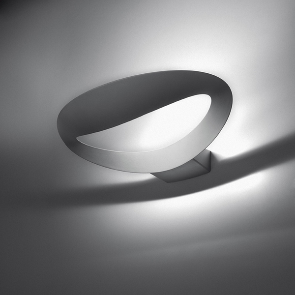 Светильник настенный Artemide Mesmeri 0916040A