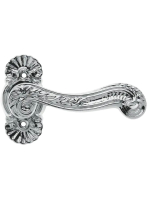 Ручка дверная Morelli Luxury LOUVRE V CRO раздельная на фигурной розетке, цвет хром, латунь