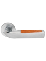 Ручка дверная Morelli Luxury MATRIX-2 R2 CSA/RETTILE на круглом основании, цвет матовый хром/принт ящерицы, латунь