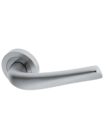 Ручка дверная Morelli Luxury RAFT R2 CSA раздельная на круглой розетке, цвет матовый хром, латунь