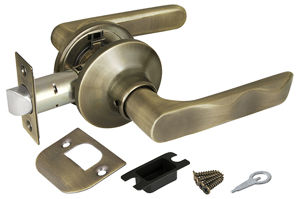 Ручка защелка (кноб) дверная нажимная с защелкой Punto 6024 AB-P (без фик.) бронза