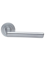 Ручка дверная Morelli Luxury STELLA R2 CSA раздельная на круглой розетке, цвет матовый хром, латунь