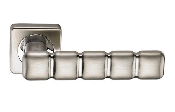 Ручка дверная межкомнатная ARCHIE SILLUR C202 S.Chrome матовый хром
