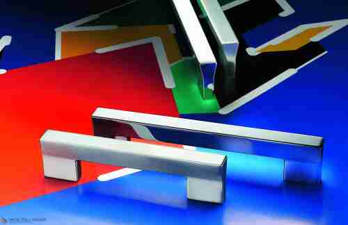 Ручка скоба модерн COLOMBO DESIGN F133E-NM матовый черный 128 мм