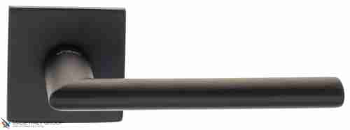 Дверная ручка на квадратном основании Fratelli Cattini "LINEA 2" 8.7-NM матовый черный