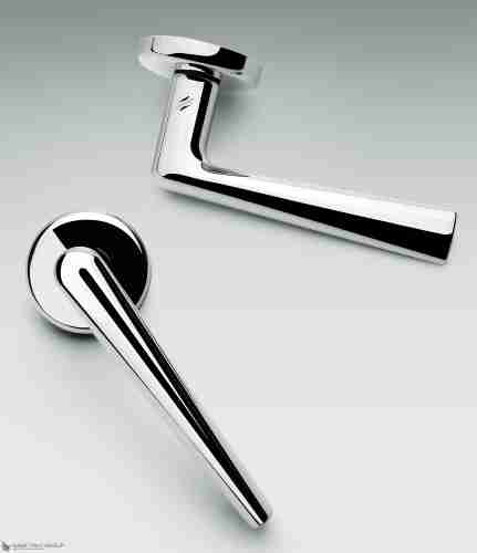 Дверная ручка на круглом основании COLOMBO Robotre CD91RSB-CR полированный хром