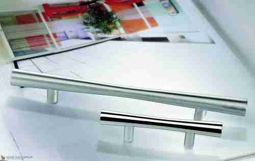 Ручка скоба модерн COLOMBO DESIGN F104E-NM матовый черный 128 мм