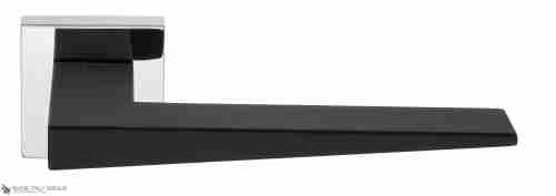 Дверная ручка Venezia Unique "PHILIP" полированный хром / черный (мягкое покрытие)