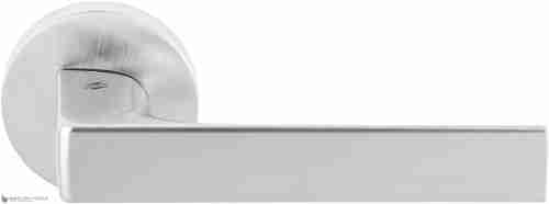 Дверная ручка на круглом основании COLOMBO Robocinque ID61RSB-CM матовый хром