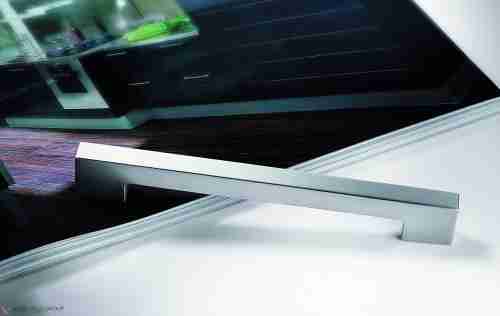 Ручка скоба модерн COLOMBO DESIGN F102C-CM матовый хром 64 мм