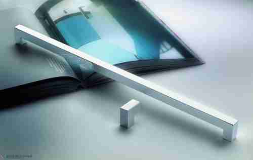 Ручка скоба модерн COLOMBO DESIGN F101H-CM матовый хром 280 мм