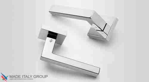 Дверная ручка на квадратном основании COLOMBO Ellesse BD21RSB-CR полированный хром