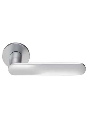 Комплект дверных ручек Morelli MH-59-R6 MSC с заверткой MH-WC-R6 MSC, цвет матовый хром