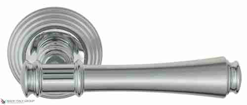 Дверная ручка Venezia "CALLISTO" D8 матовый хром / полированный хром